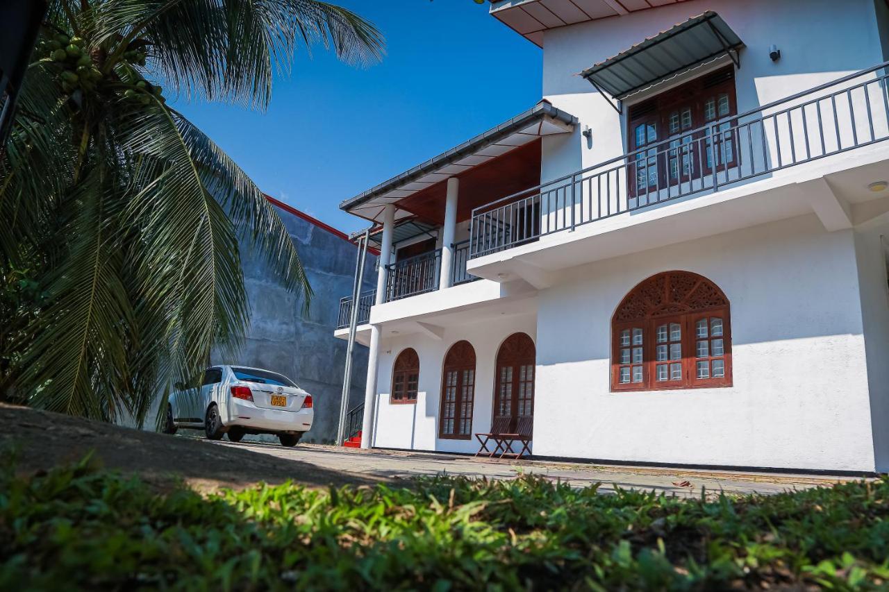 Lakeside Villa Anuradhapura Eksteriør bilde