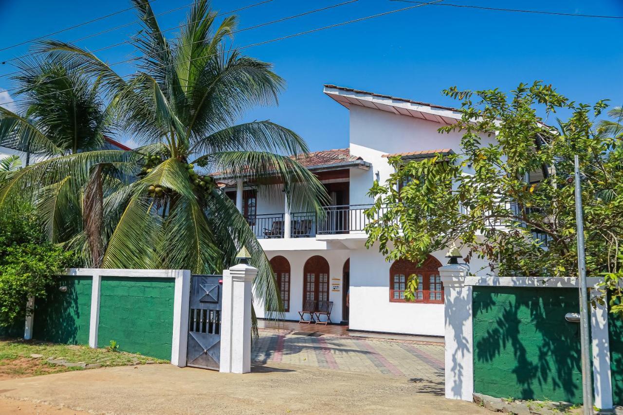 Lakeside Villa Anuradhapura Eksteriør bilde